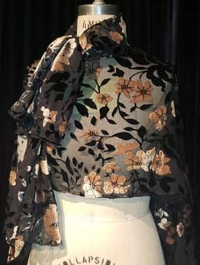 Sample Burnt Velvet No Tags Pink Crop Blouse With Wrap Scarf One Of 1